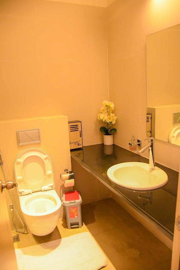 Aqua Inn Hotel Kinshasa Ngoại thất bức ảnh