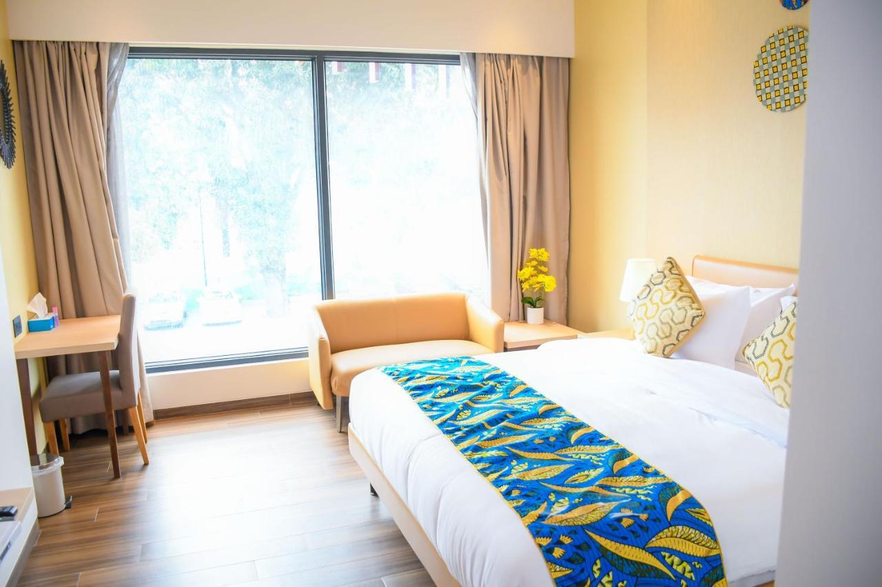 Aqua Inn Hotel Kinshasa Ngoại thất bức ảnh