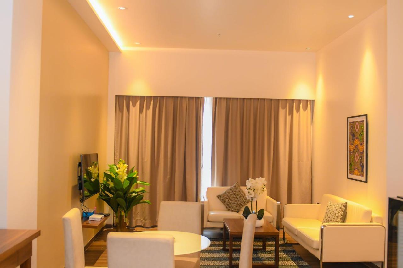 Aqua Inn Hotel Kinshasa Ngoại thất bức ảnh